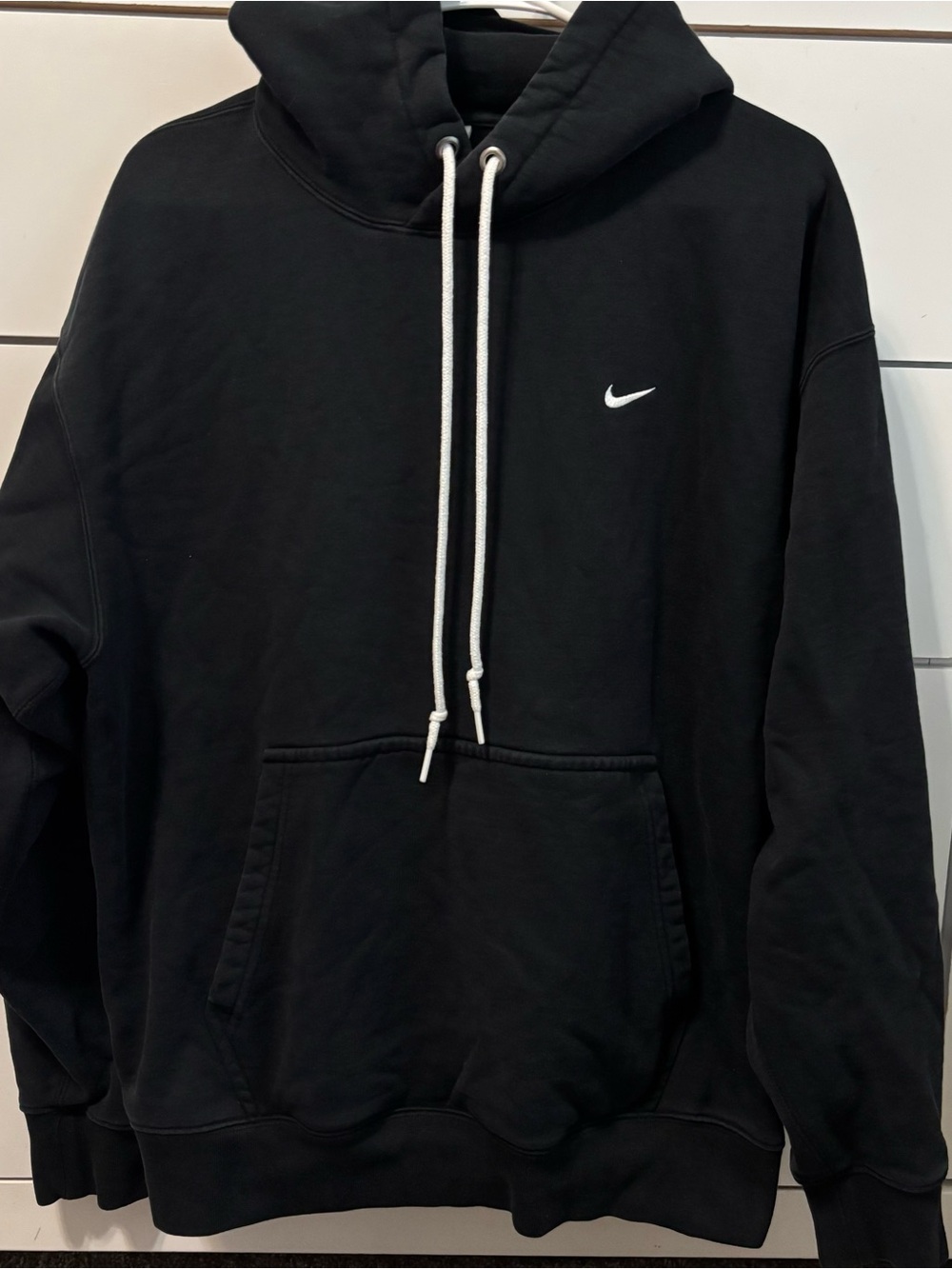 Nike Heavyweight Hoodie Sweatshirt - Picture 2 of 3